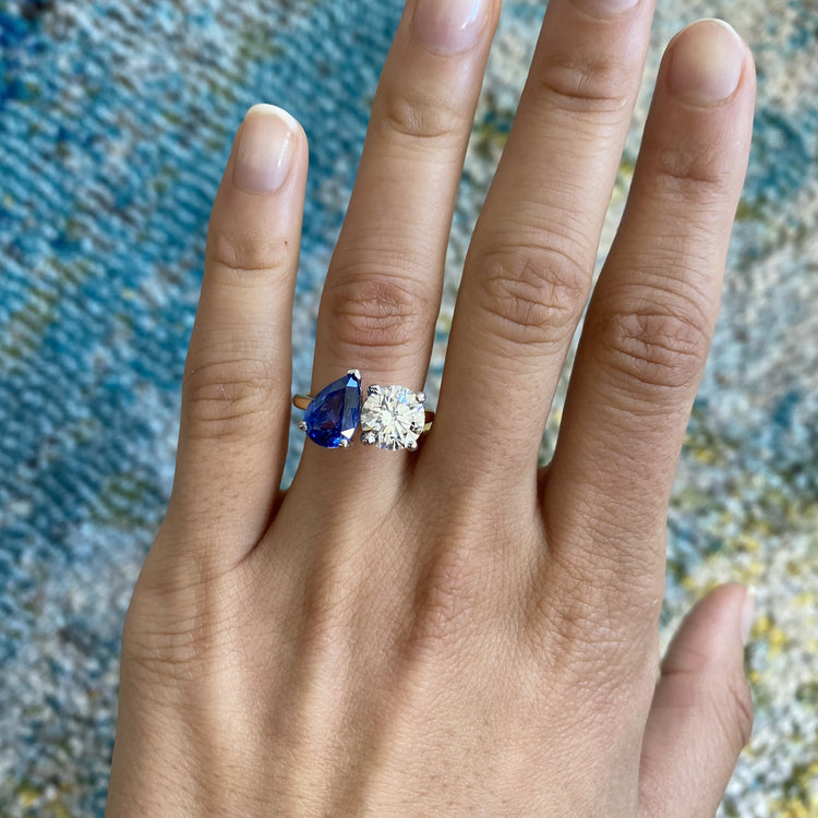 Sapphire Teardrop Engagement Ring Pear Shape Green Sapphire Engagement Ring With Diamond Halo 18K Yellow Gold 10x7 LAB-Grown